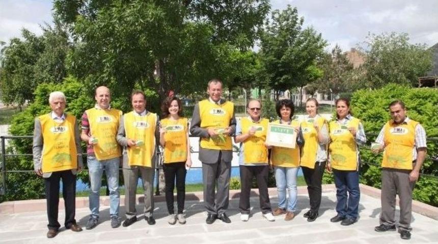 Odunpazarı Belediyesi Personelinden &Ouml;rnek Davranış