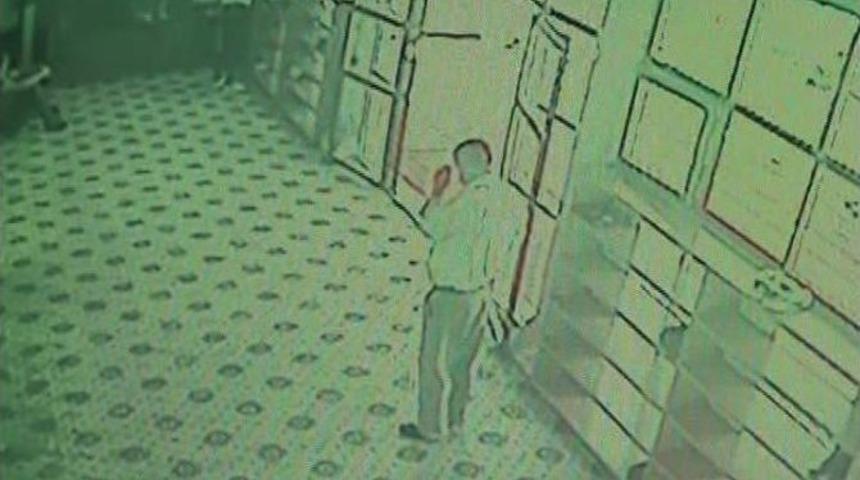 Ramazan Ayında Camide Hırsızlık