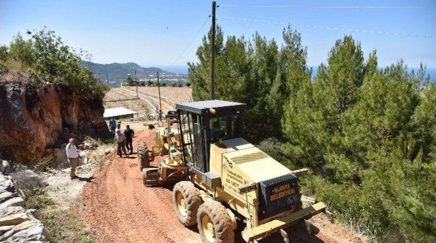 Alanya Belediyesi&rsquo;nden Yol A&ccedil;ma Ve Genişletme &Ccedil;alışmaları