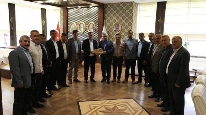 Muhtarlardan K&ouml;rfez Belediyesine Ziyaret
