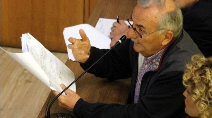 Chp&rsquo;li &Uuml;ye, Hdp&rsquo;li Belediyelere Yardım Yapılmasını İstedi