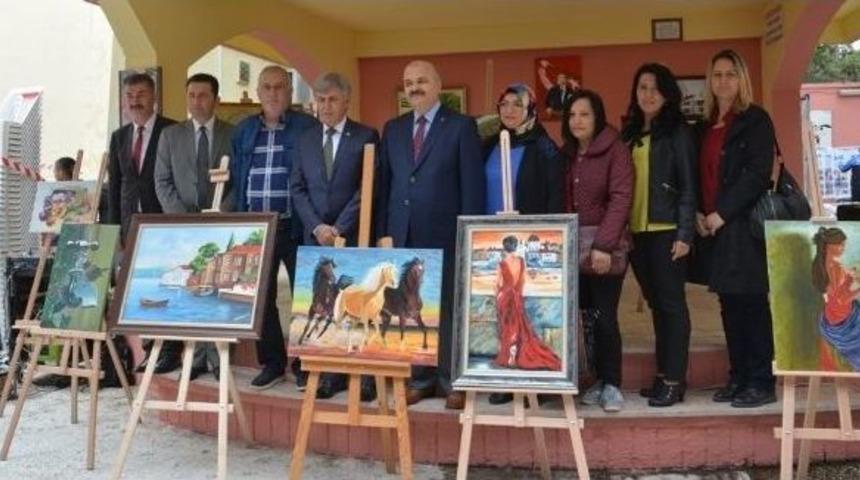 Kırıkkale&rsquo;de El Emeği G&ouml;z Nuru Eserler G&ouml;r&uuml;c&uuml;ye &Ccedil;ıktı