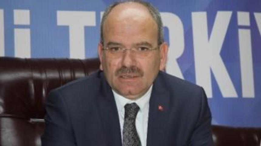 Ak Partili Başkanı Chp&rsquo;li Başkanı Eleştiri Yağmuruna Tuttu