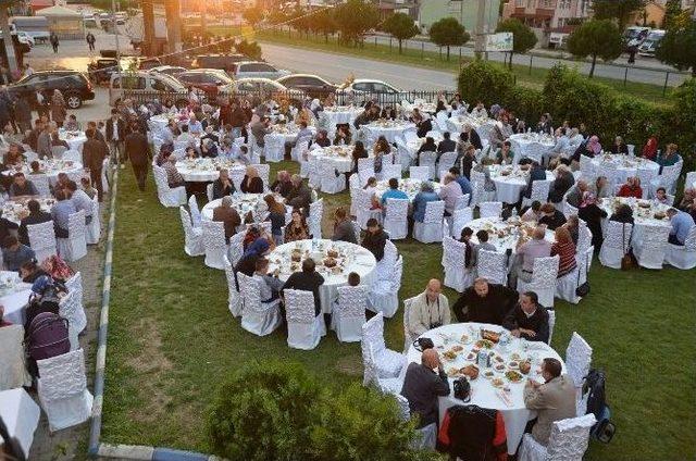 Şehit Aileleri İftar Yemeğinde Buluştu