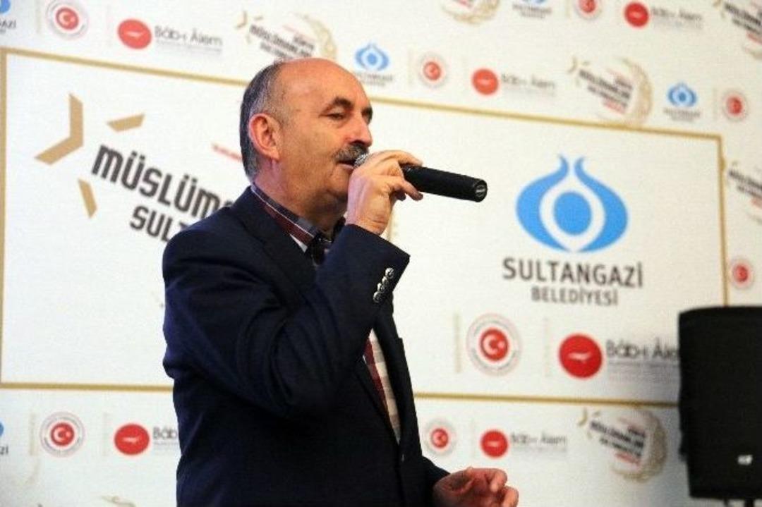 Sudanlı M&uuml;sl&uuml;manlar Sultangazi İftar &Ccedil;adırında Y&ouml;resel Yemekleriyle İftar Yaptı