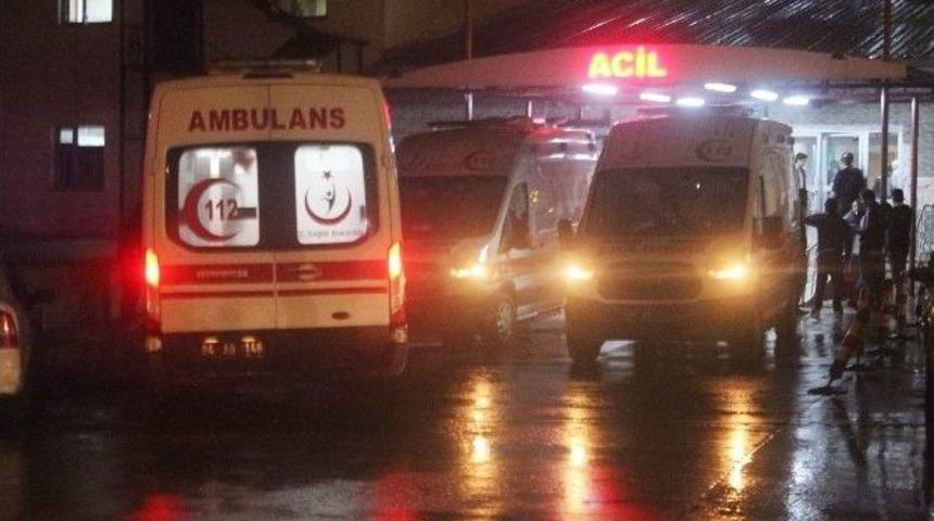 Ağrı’da Feci Kaza:12 Yaralı