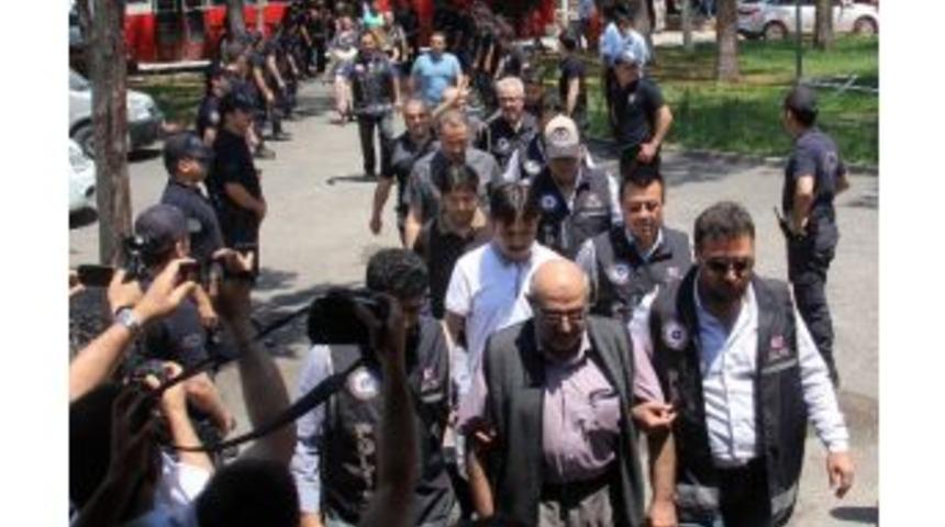 Fet&ouml;/pdy Operasyonunda 8 Tutuklama