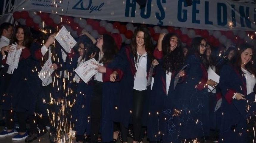 Envar&rsquo;da Mezuniyet Coşkusu