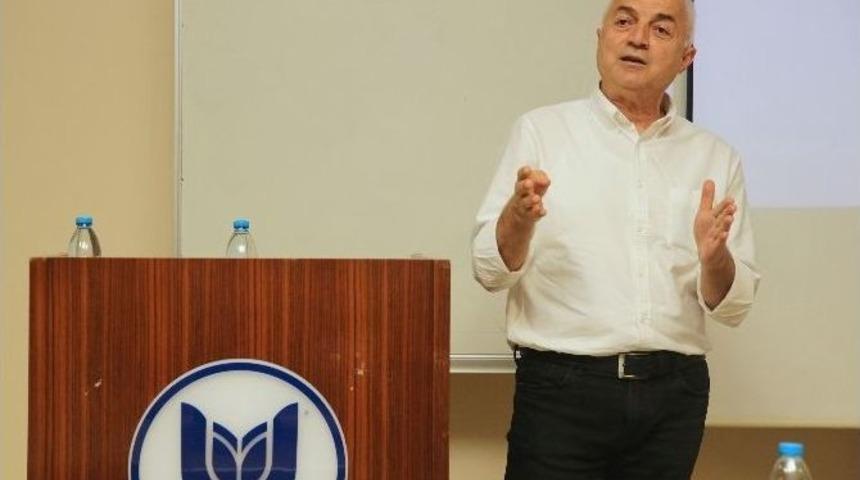 T&uuml;siad Başkan Yardımcısı Ş&uuml;kr&uuml; &Uuml;nl&uuml;t&uuml;rk: