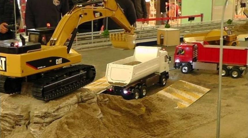 Babalar G&uuml;n&uuml;&rsquo;ne &Ouml;zel &ldquo;machine And Trucks Etkinliği&rdquo;