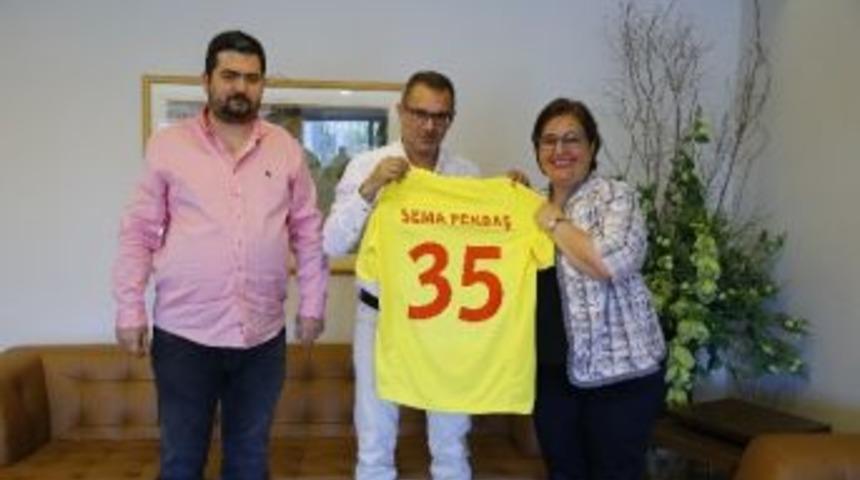 Pekdaş&rsquo;a &lsquo;tam 35&rsquo; S&uuml;rprizi