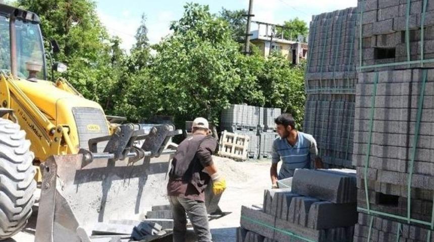 Bağlık Sokakta Yol D&uuml;zenleme &Ccedil;alışmaları Başladı