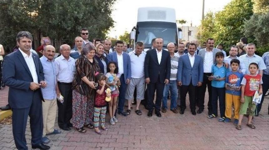 Bakan &Ccedil;avuşoğlu, Kepezli Vatandaşları Ziyaret Etti