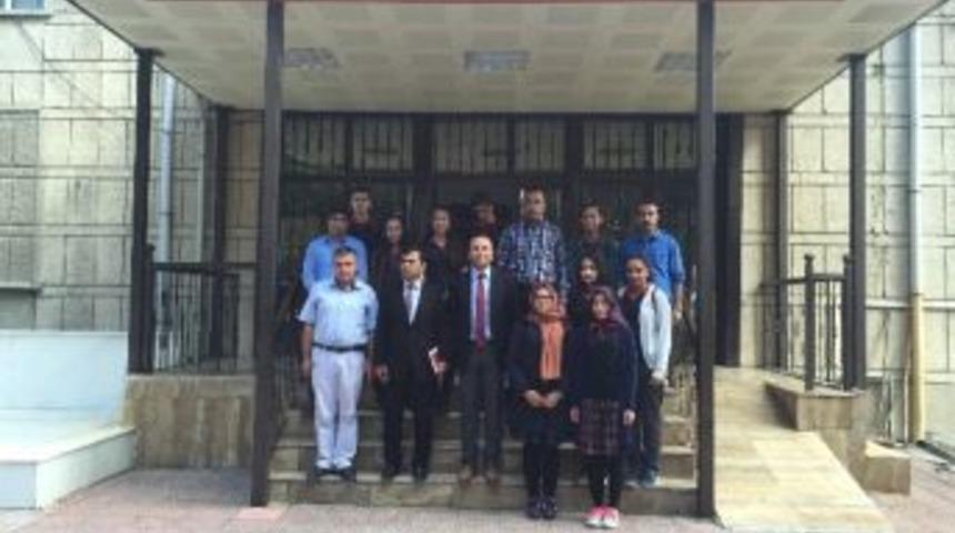 Eğitimlerini Tamamlayan Öğrenciler Yurda Döndü