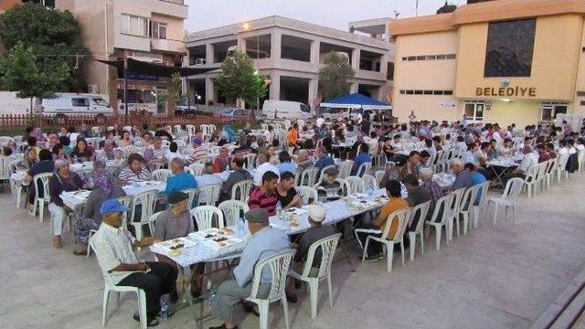 Büyükşehir İftar Sofralarına Yoğun İlgi