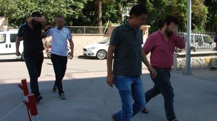 Sigara Ka&ccedil;ak&ccedil;ıları Adliyeye Sevk Edildi