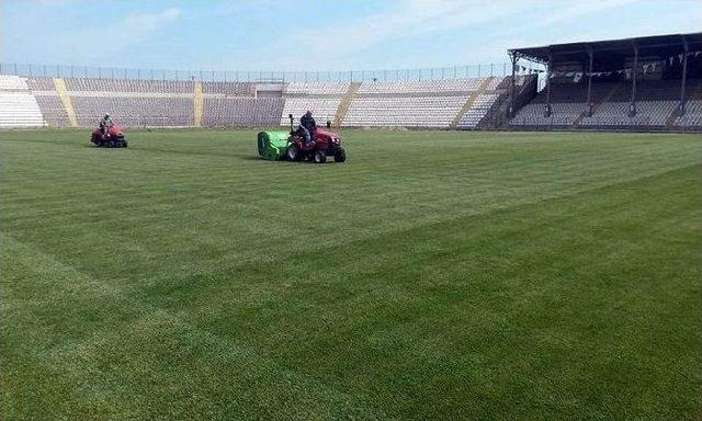 17 Eylül Stadı Bakım Çalışmaları Başladı