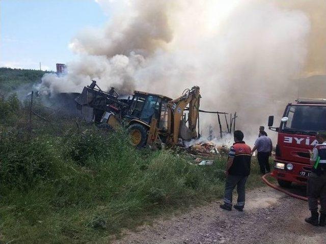 Yalova’da Korkutan Yangın