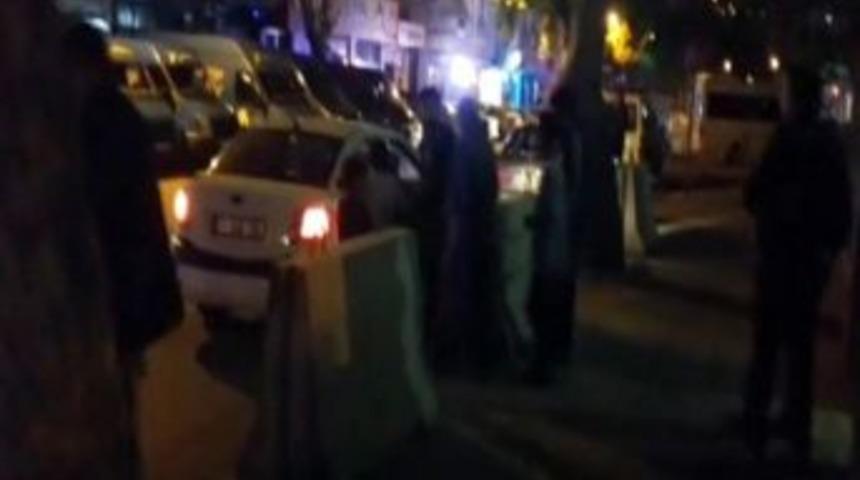 Dilendirdikleri &Ccedil;ocuklarını L&uuml;ks Ara&ccedil;larıyla Teslim Aldılar