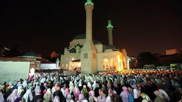 Enderun Geleneği Seyitnizam Camii’nde Yaşatılıyor