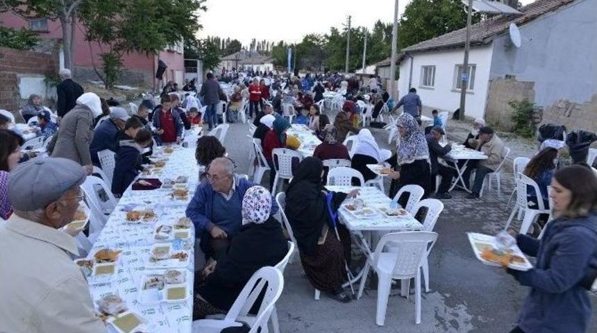 &Ccedil;ukurhisar Ve Satılmışoğlu&rsquo;nda İftar Sevinci