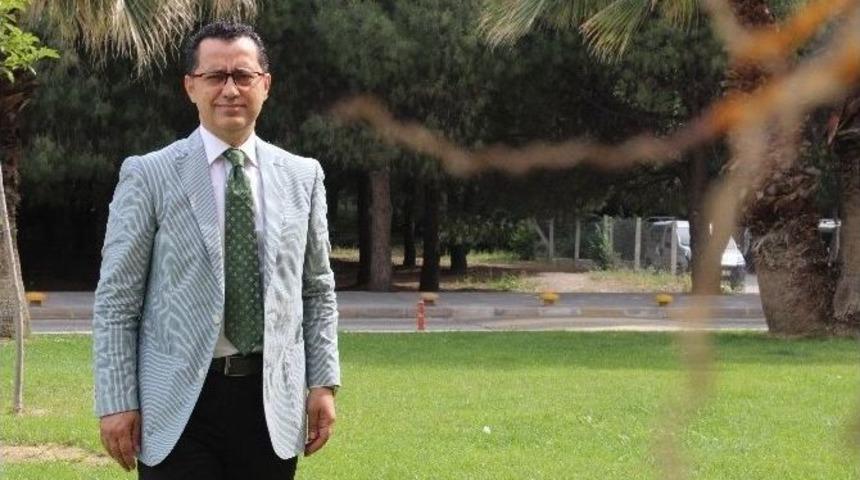 Ege Rekt&ouml;r Adayı Yağdı&rsquo;dan Turnike Ve Tel &Ouml;rg&uuml; Yorumu