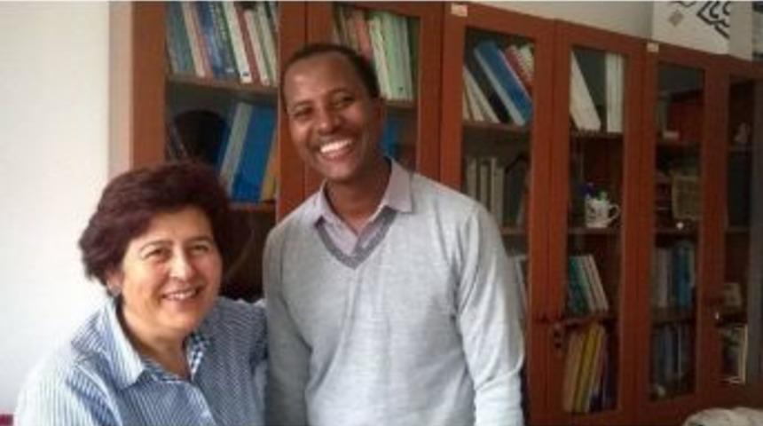 Yabancı &Ouml;ğrencilerin T&uuml;rkiye&rsquo;ye Uyumlarını Etiyopyalı Elemo Sağlıyor