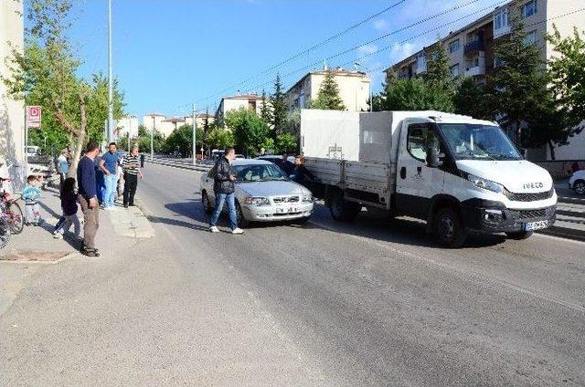 Trafik Işıklarında Zincirleme Kaza