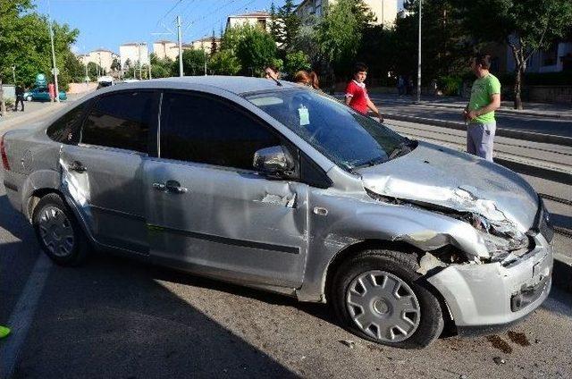 Trafik Işıklarında Zincirleme Kaza