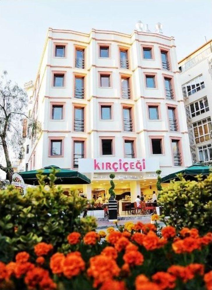 Kırçiçeği Kuşadası’nda G4