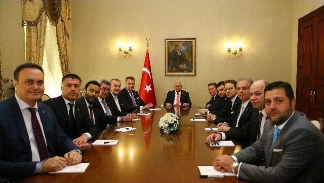 Başbakan Binali Yıldırım, Fikret Orman’ı Kabul Etti