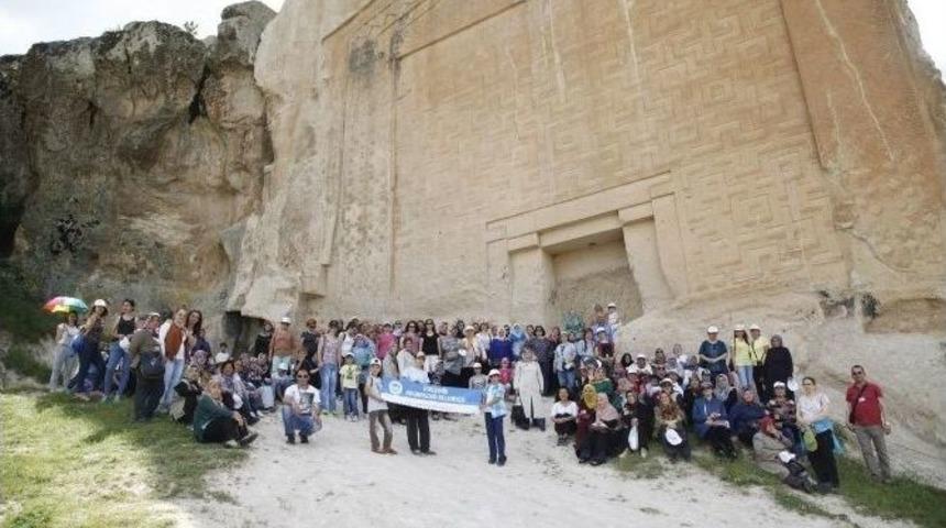 Odunpazarı Halk Merkezi Kursiyerlerine Yazılıkaya K&uuml;lt&uuml;r Gezisi
