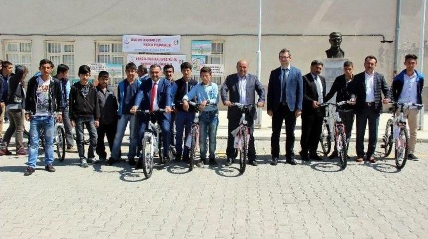 Develi&rsquo;de &Ccedil;ocukların Bisiklet Sevinci