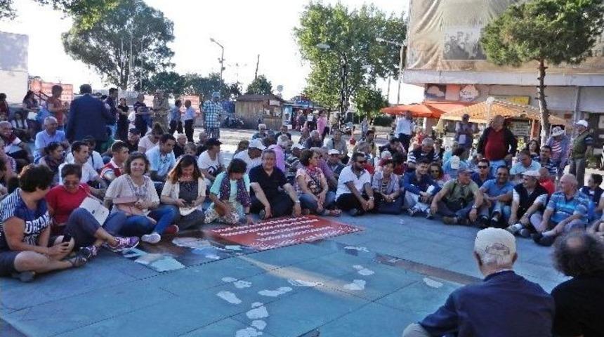 Dikili Chp&rsquo;den Kılı&ccedil;daroğlu&rsquo;na Yapılan Eyleme Sessiz Kınama