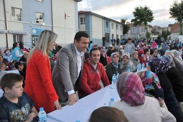 Bozüyük’te Mahalle İftarları