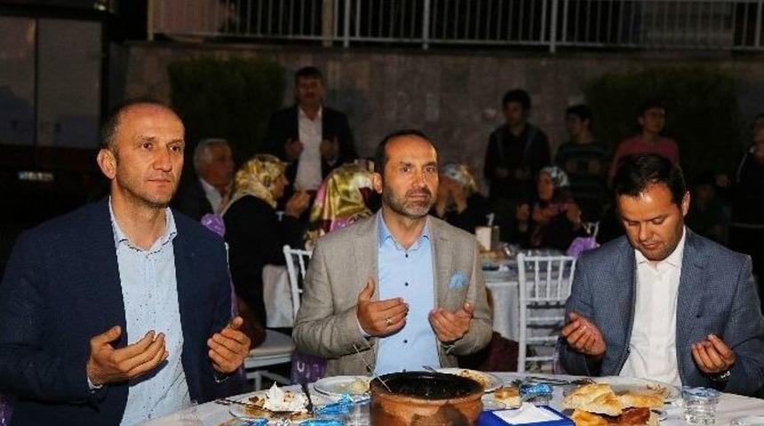 Ünye’de Şehitler İçin Dua