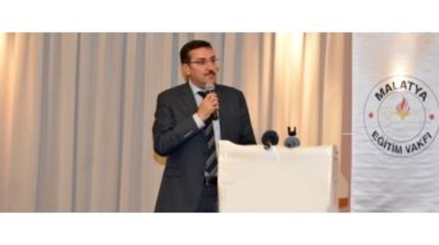 Bakan T&uuml;fenkci, Malatya Eğitim Vakfı&rsquo;nın İstanbul&rsquo;da Verdiği İftar Yemeğine Katıldı