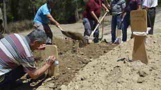 Eşinin Ayrılığına 40 Gün Dayanabildi