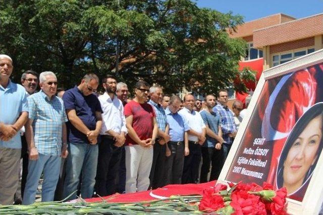 Şehit Polis İçin Mezun Olduğu Okulda Gıyabi Cenaze Namazı Kılındı