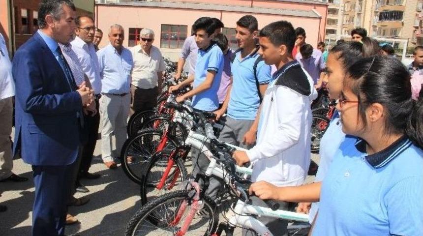 Bisikletler Sahiplerini Buldu