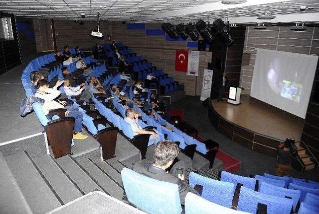 Tam Endoskopik Bel Fıtığı Cerrahisinde Canlı Ameliyatla İleri Düzeyde Kurs