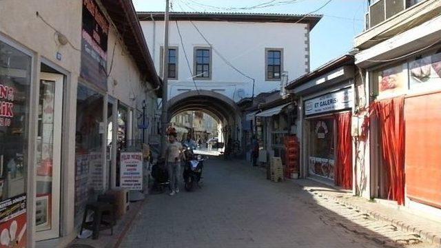 Tarihi Hanay Cami İçin Asansör Yapılması İstendi