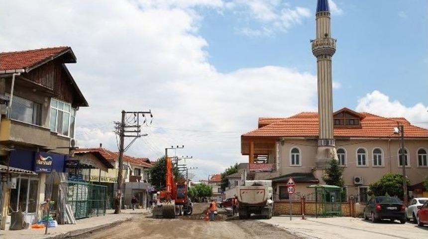 Asfalt &Ccedil;alışmaları Dibektaş Caddesi İle Devam Ediyor