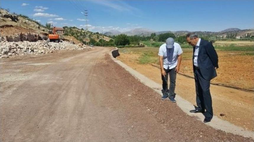 Başkan &Ouml;zdemir, G&ouml;lbaşı G&ouml;lleri &Ccedil;evresindeki &Ccedil;alışmaları İnceledi