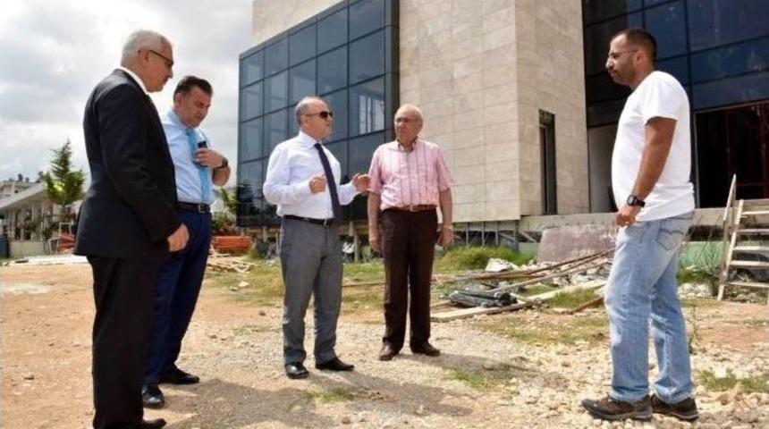 Vali &Ccedil;akacak, Yeni Arkeoloji M&uuml;zesi İnşaatında İncelemelerde Bulundu