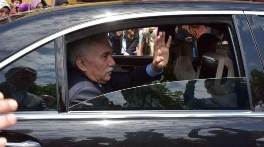 Alimoğlu Karab&uuml;k&rsquo;e Veda Etti