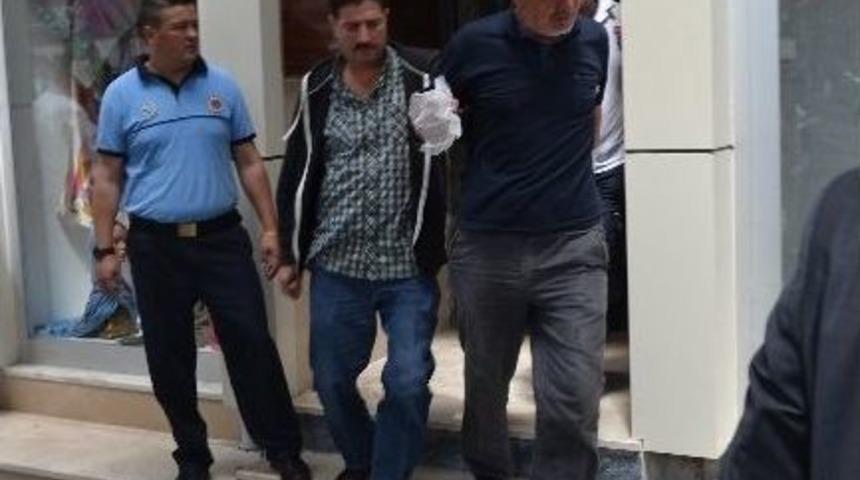 Bunalıma Giren Şahıs &Ccedil;atıya &Ccedil;ıktı