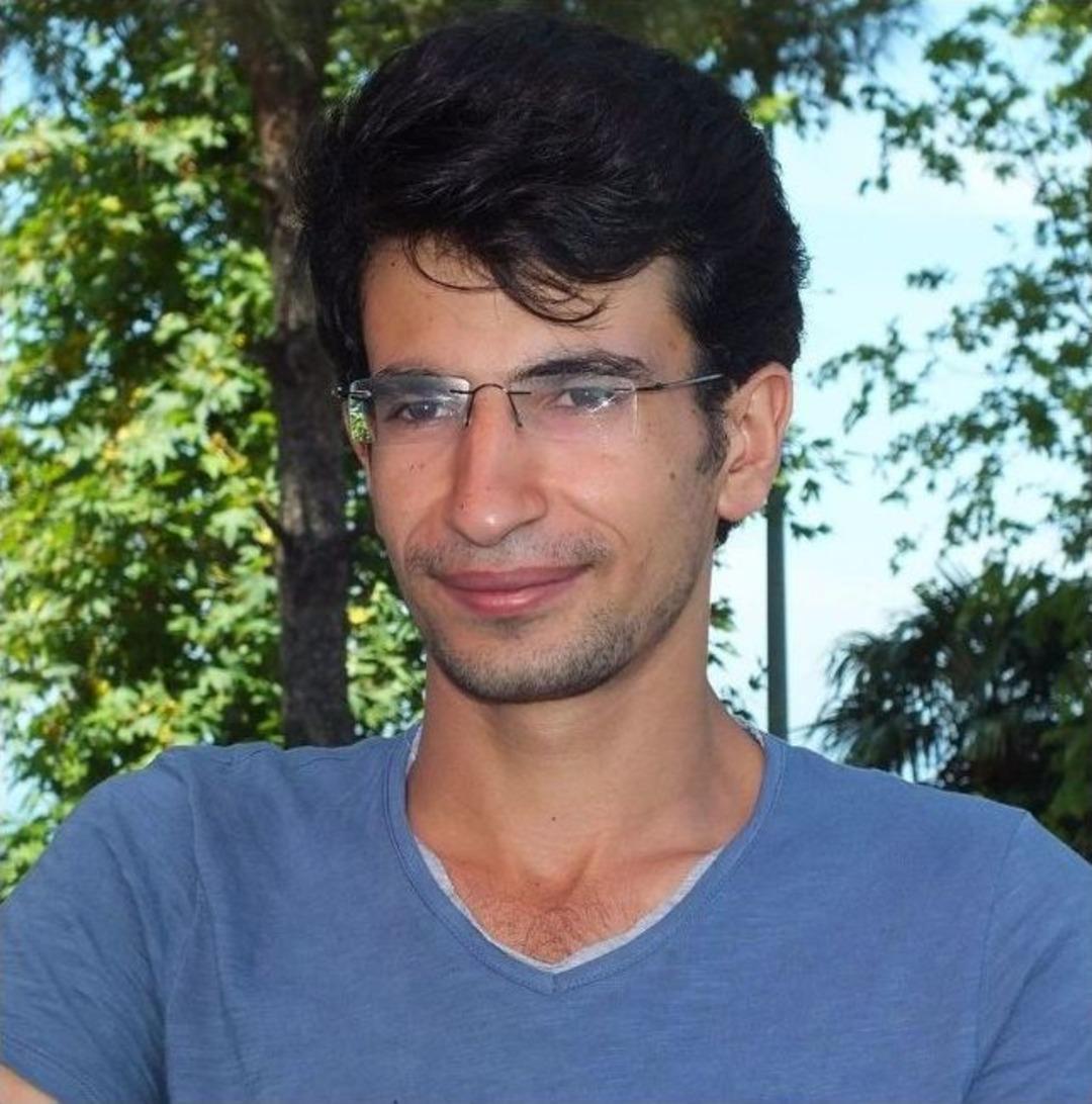 Mezun Olduğu G&uuml;n İntihar Etti