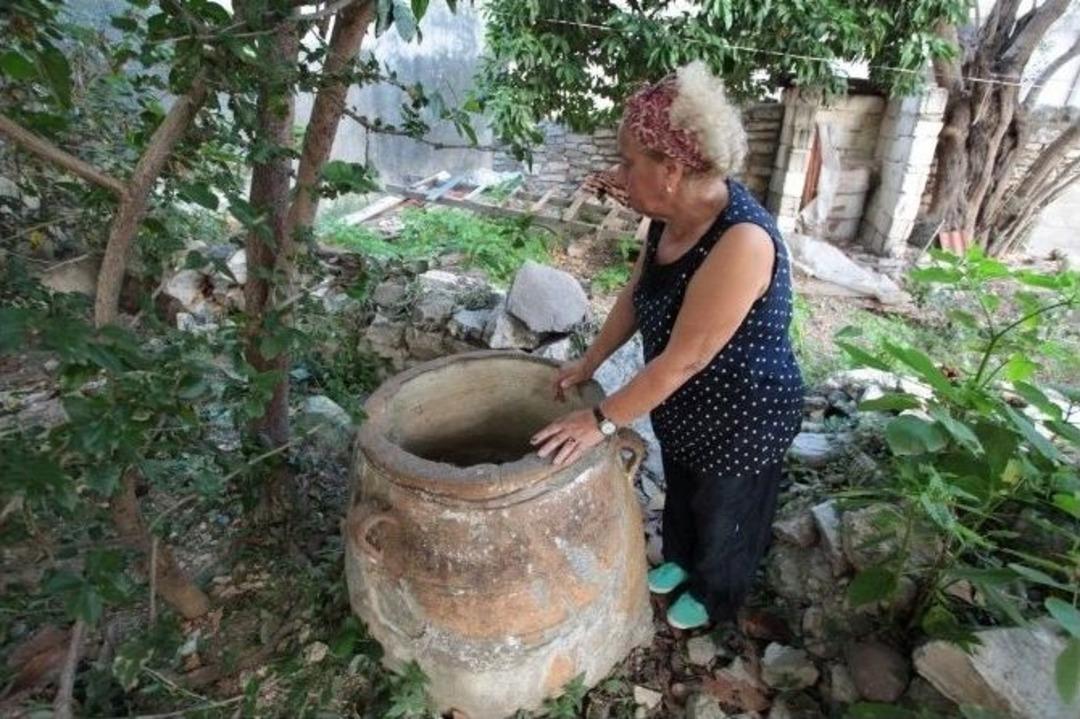 100 Yıllık Elma Yağı K&uuml;p&uuml;n&uuml; Bağışlamak İstiyor