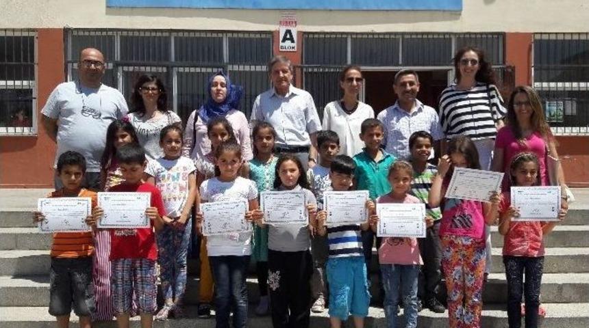 Aydınlı &Ouml;ğrenciler Sosyal G&uuml;venlik El&ccedil;isi Oldu